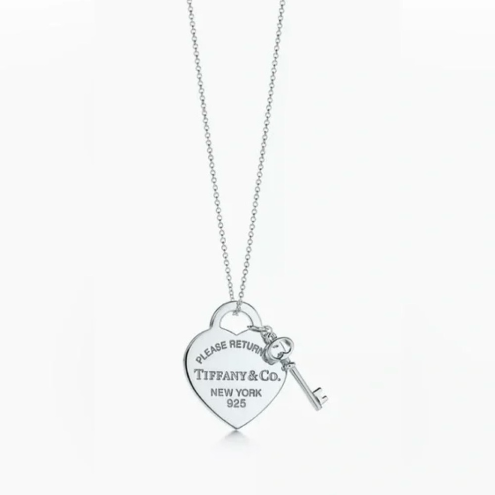 Tiffany & Co Return to Tiffany Heart tag with key pendant